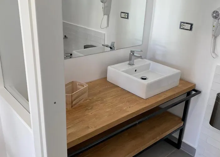 Direttamente Sul Mare Da Antonino 4*