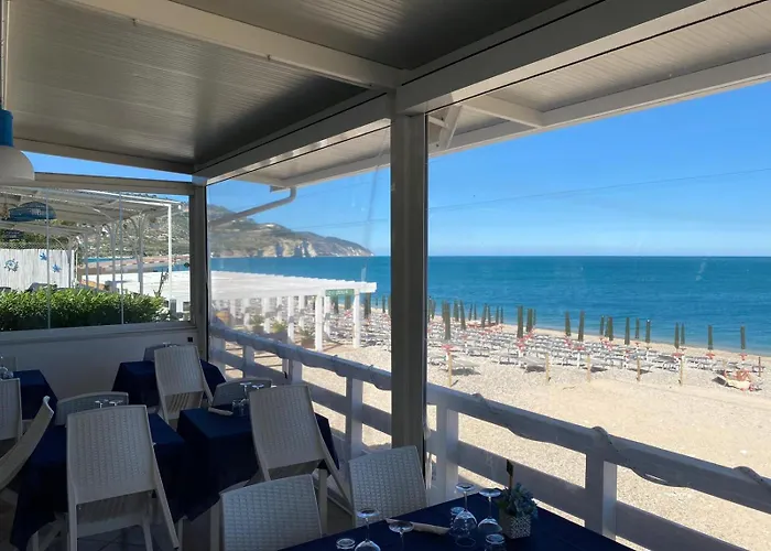 ベッド・アンド・ブレックファスト Direttamente Sul Mare Da Antonino 4*