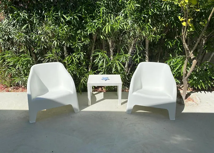 Direttamente Sul Mare Da Antonino לינה וארוחת בוקר 4*